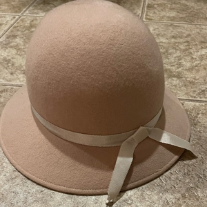 Madcaps Women’s Brimmed Tan Wool‎ Hat